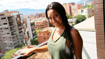 Студентка колумбийка любит  трахаться