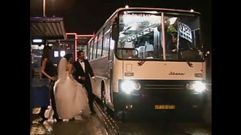 Свадебное приключения в автобусе